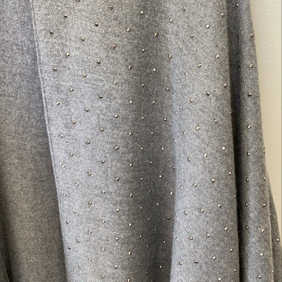 Cashmere Studded Shawl - Picture 6 of 7